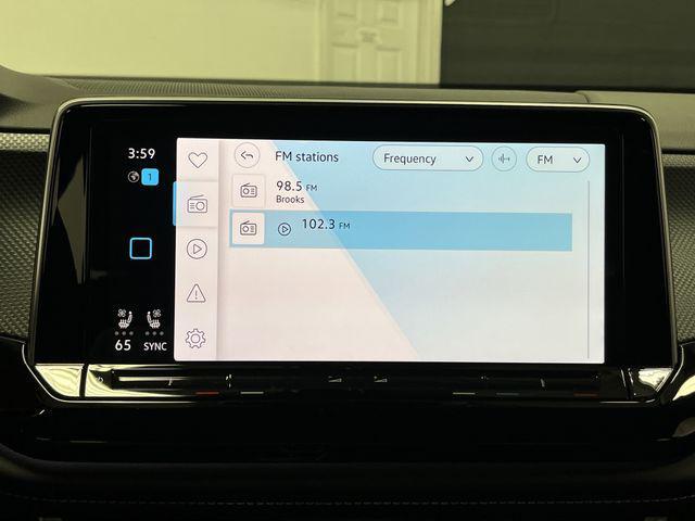 used 2024 Volkswagen Atlas Cross Sport car, priced at $32,500