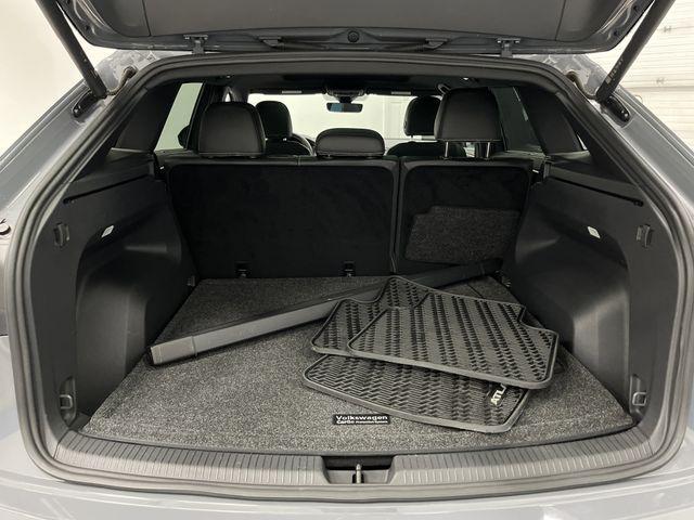 used 2024 Volkswagen Atlas Cross Sport car, priced at $32,500