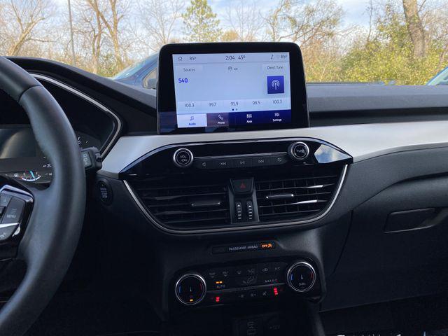 used 2022 Ford Escape car, priced at $21,900