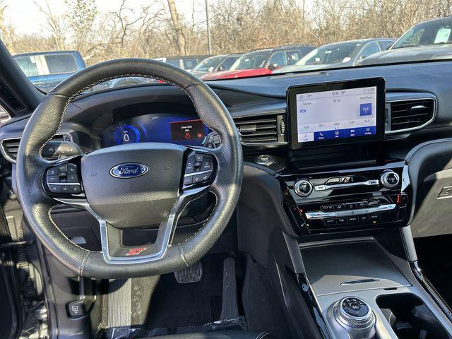 used 2022 Ford Explorer car, priced at $35,500