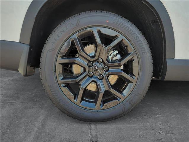 new 2025 Honda Pilot car, priced at $50,531