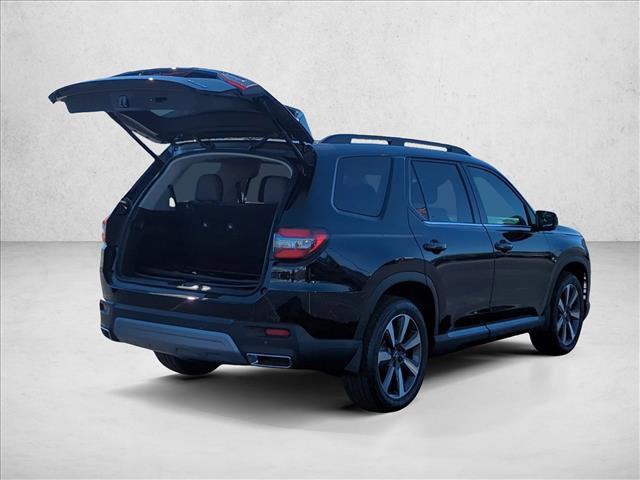 new 2025 Honda Pilot car, priced at $50,222