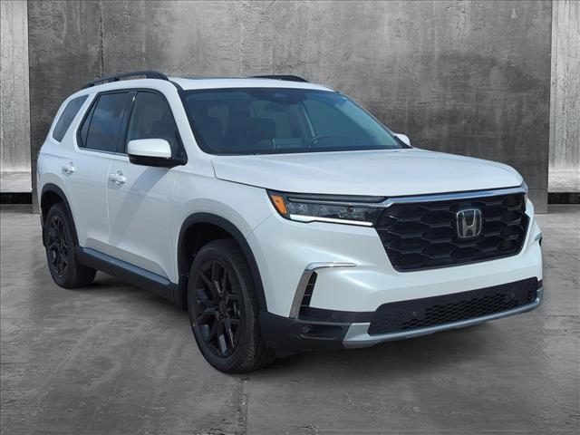 new 2025 Honda Pilot car, priced at $48,593