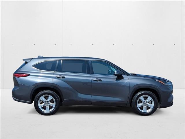 used 2021 Toyota Highlander car, priced at $24,363