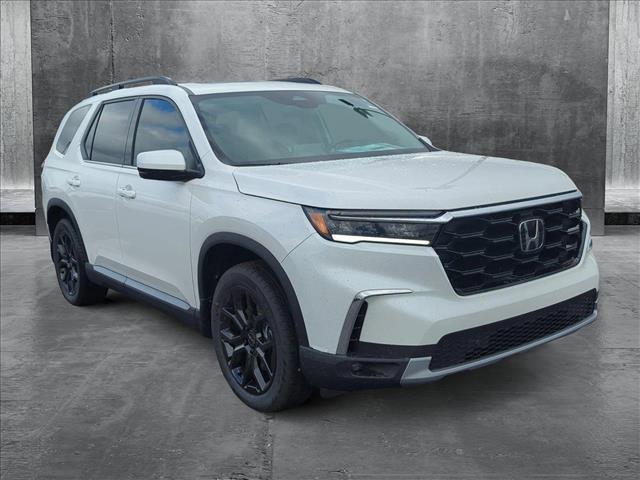 new 2025 Honda Pilot car, priced at $47,127