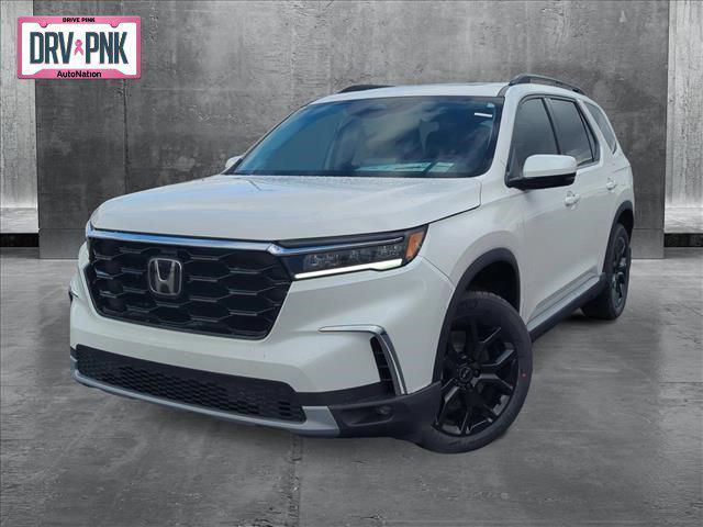 new 2025 Honda Pilot car, priced at $47,127