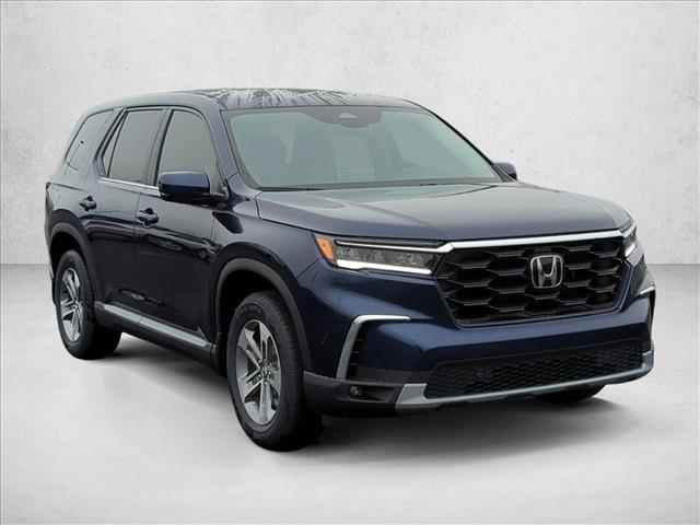 new 2025 Honda Pilot car, priced at $42,846