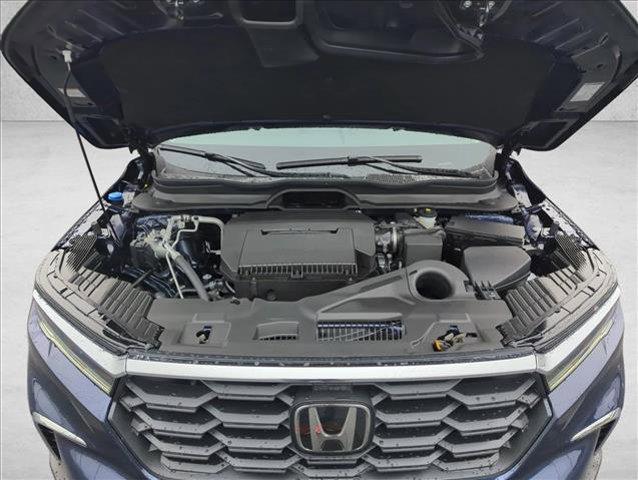 new 2025 Honda Pilot car, priced at $42,846