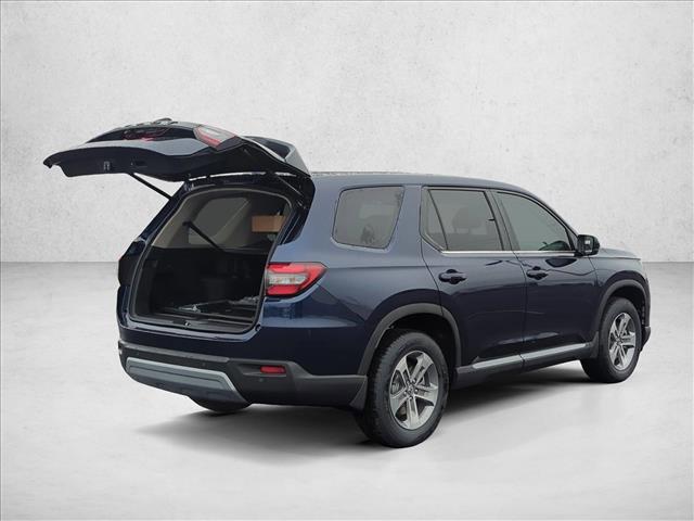 new 2025 Honda Pilot car, priced at $42,846