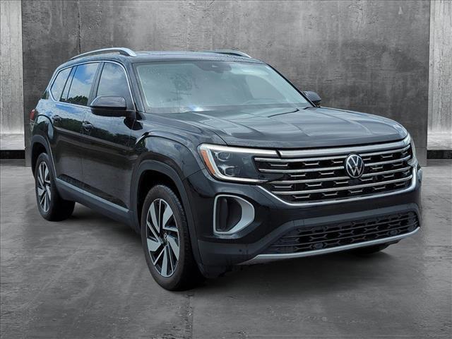 used 2024 Volkswagen Atlas car, priced at $35,552