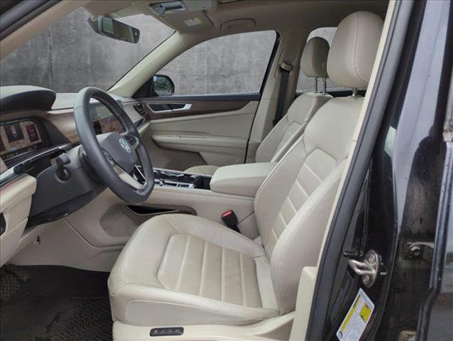 used 2024 Volkswagen Atlas car, priced at $35,552