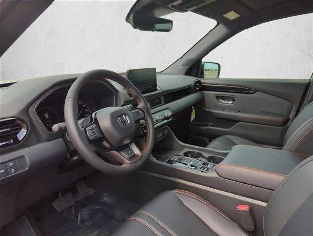new 2025 Honda Pilot car, priced at $47,832