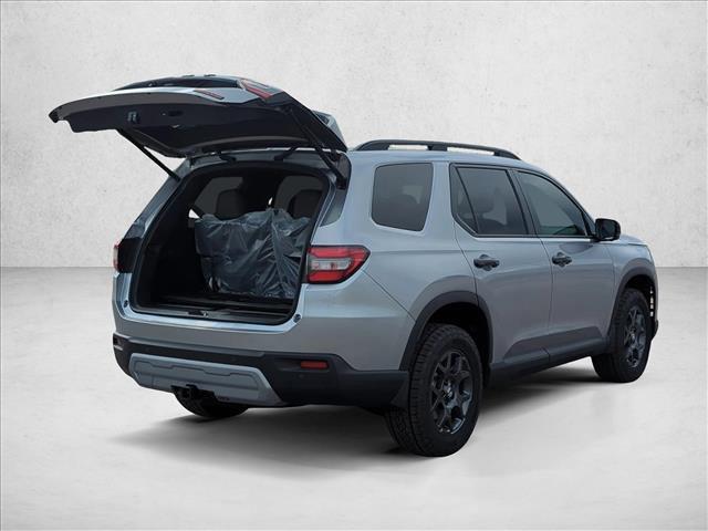 new 2025 Honda Pilot car, priced at $47,832
