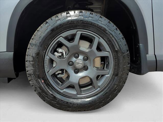 new 2025 Honda Pilot car, priced at $47,787
