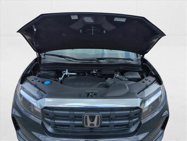 new 2025 Honda Ridgeline car, priced at $41,765