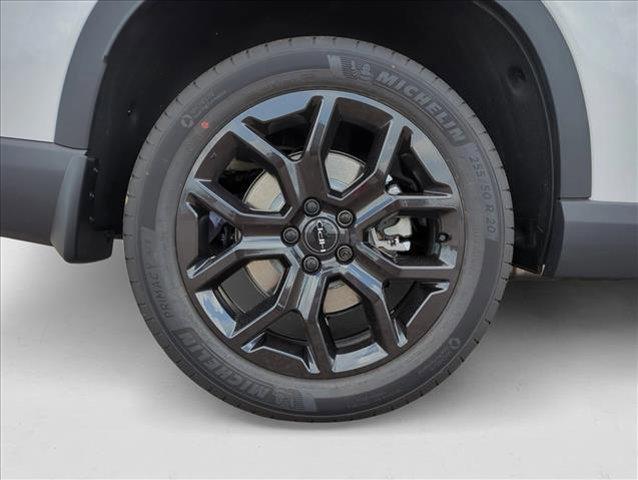 new 2025 Honda Pilot car, priced at $47,182