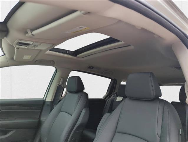 new 2026 Honda Odyssey car, priced at $43,565