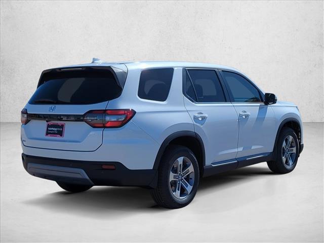 new 2025 Honda Pilot car, priced at $45,242