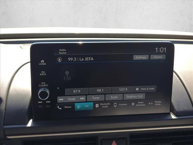 new 2025 Honda Pilot car, priced at $45,242