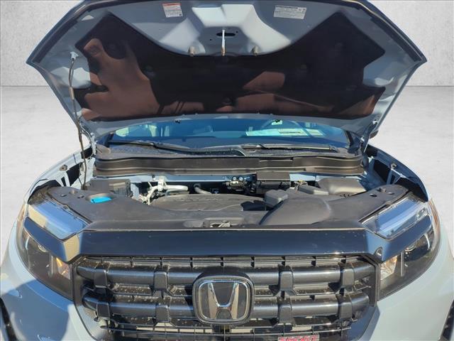 used 2025 Honda Ridgeline car, priced at $36,911
