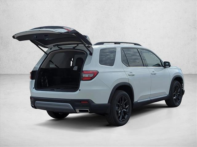 new 2025 Honda Pilot car, priced at $49,166