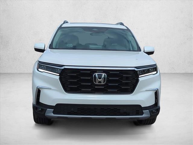 new 2025 Honda Pilot car, priced at $49,166