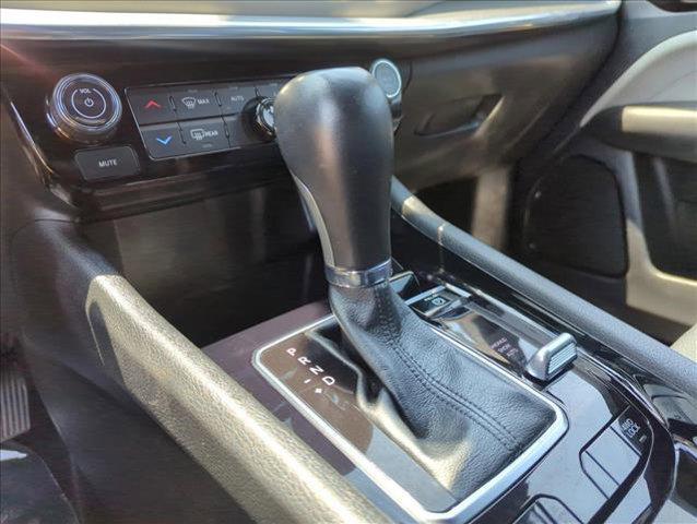 used 2023 Jeep Compass car, priced at $25,959