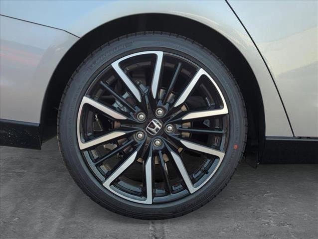 new 2025 Honda Accord Hybrid car, priced at $37,620