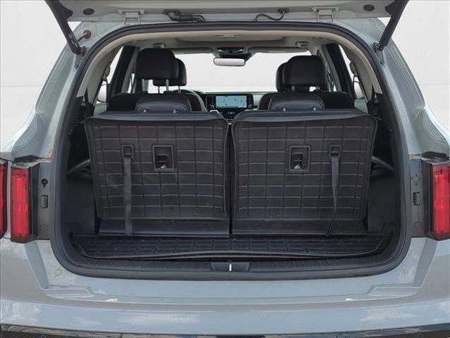 used 2022 Kia Sorento car, priced at $27,888