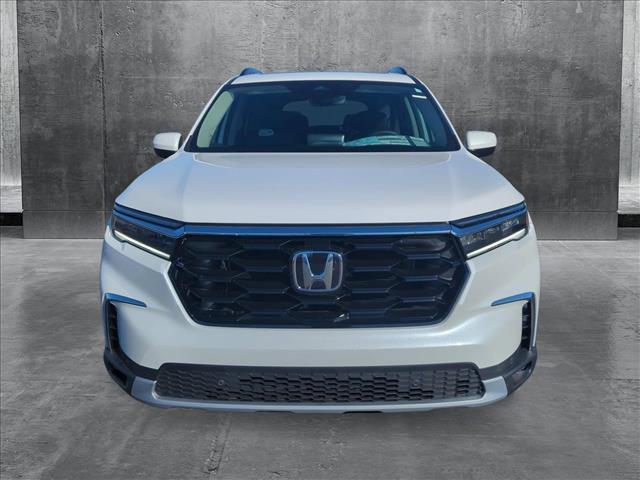 new 2025 Honda Pilot car, priced at $47,403