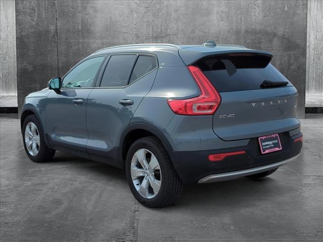 used 2022 Volvo XC40 car, priced at $25,959