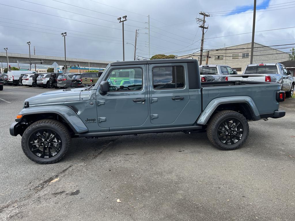 new 2025 Jeep Gladiator car, priced at $44,485