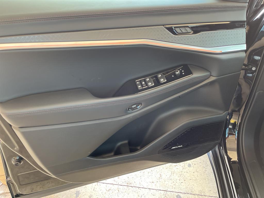new 2025 Jeep Wagoneer S car, priced at $67,640