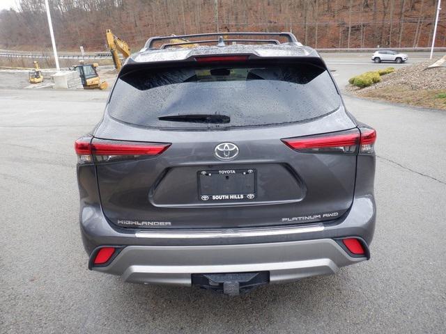 used 2022 Toyota Highlander car, priced at $36,990