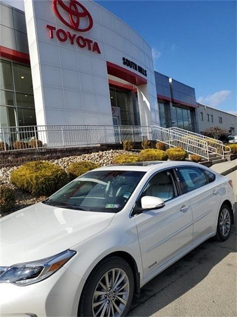 used 2017 Toyota Avalon Hybrid car, priced at $20,990