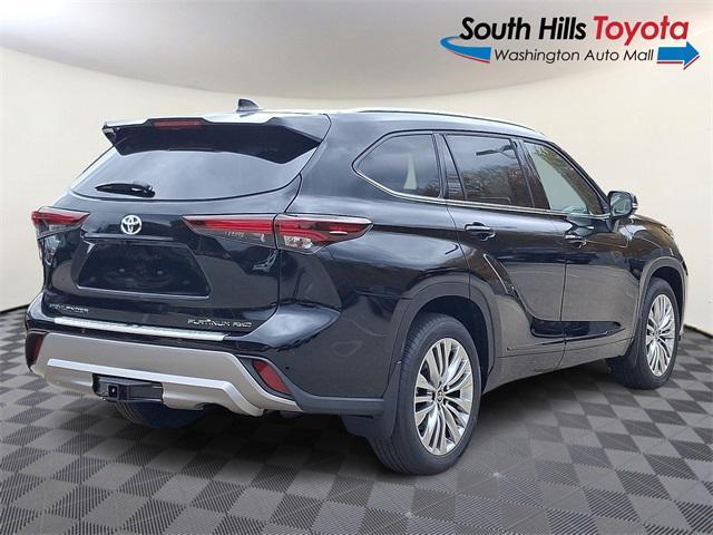 new 2025 Toyota Highlander car, priced at $55,253