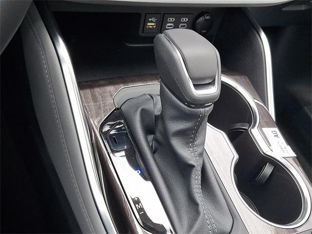 new 2025 Toyota Highlander car, priced at $55,253