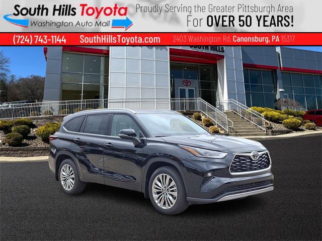 new 2025 Toyota Highlander car, priced at $55,253