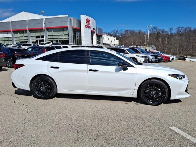 used 2022 Toyota Avalon Hybrid car, priced at $32,890