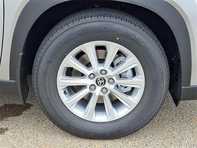 new 2025 Toyota Grand Highlander car