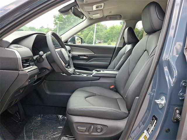 new 2025 Toyota Grand Highlander car