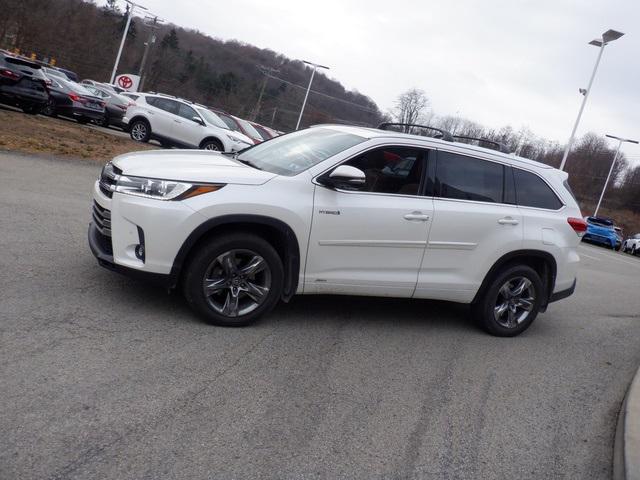 used 2019 Toyota Highlander Hybrid car, priced at $30,490