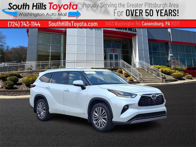 used 2022 Toyota Highlander Hybrid car, priced at $43,890
