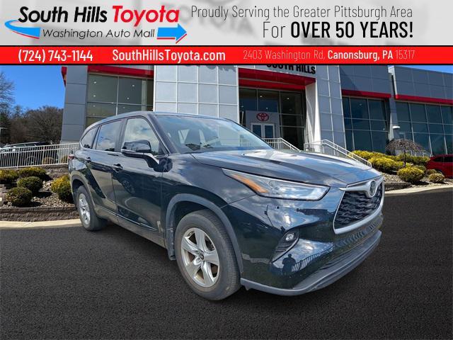 used 2023 Toyota Highlander car, priced at $34,990