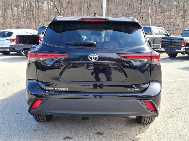 used 2024 Toyota Highlander car, priced at $42,990