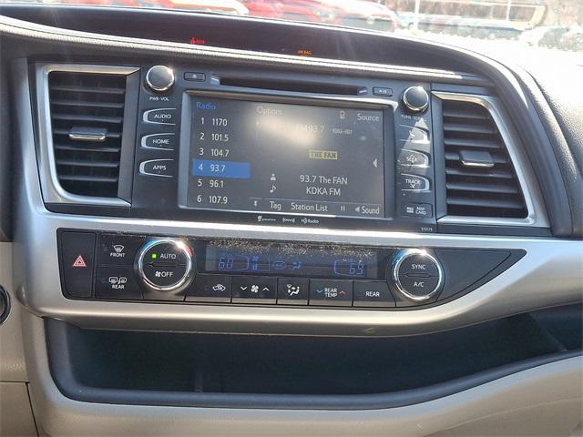 used 2018 Toyota Highlander car, priced at $22,490