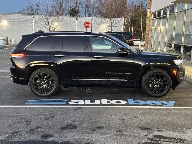 used 2022 Jeep Grand Cherokee car, priced at $34,999