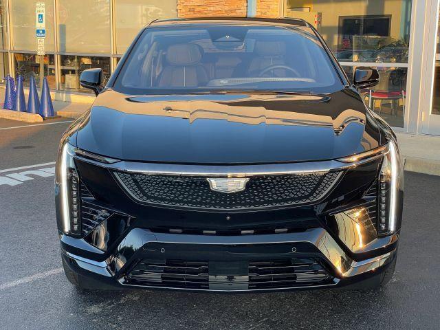 used 2025 Cadillac OPTIQ car, priced at $44,350