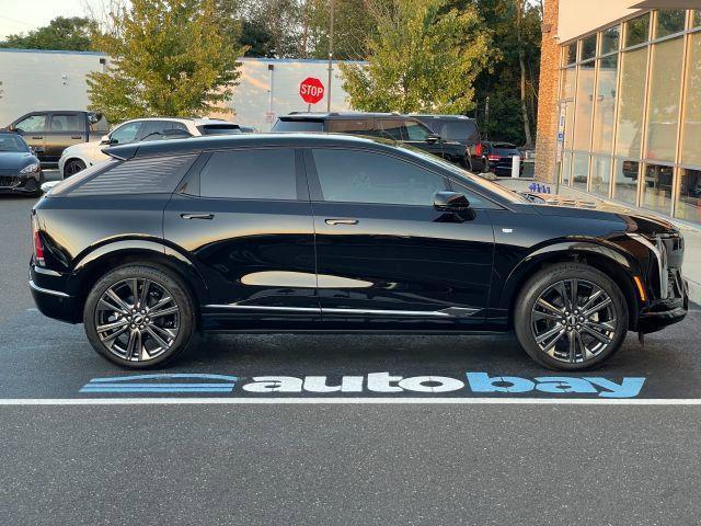 used 2025 Cadillac OPTIQ car, priced at $44,350