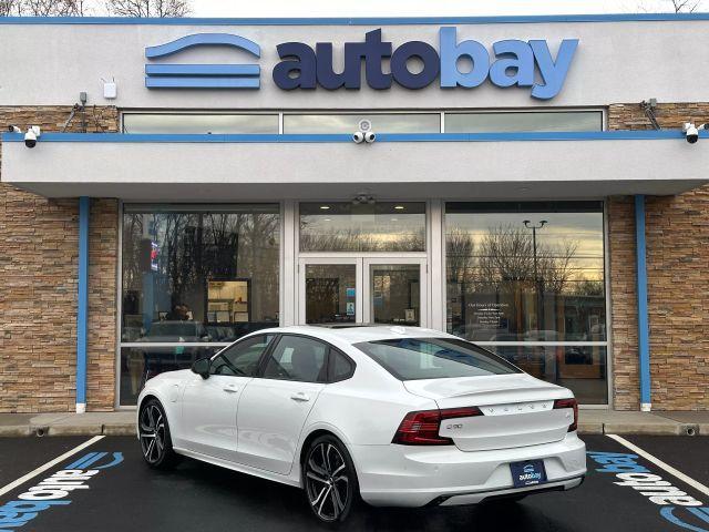 used 2022 Volvo S90 Recharge Plug-In Hybrid car, priced at $43,599